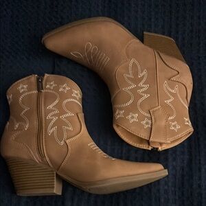 Two pair for $25! Tan and black Western Ankle Boots two for the price of one!